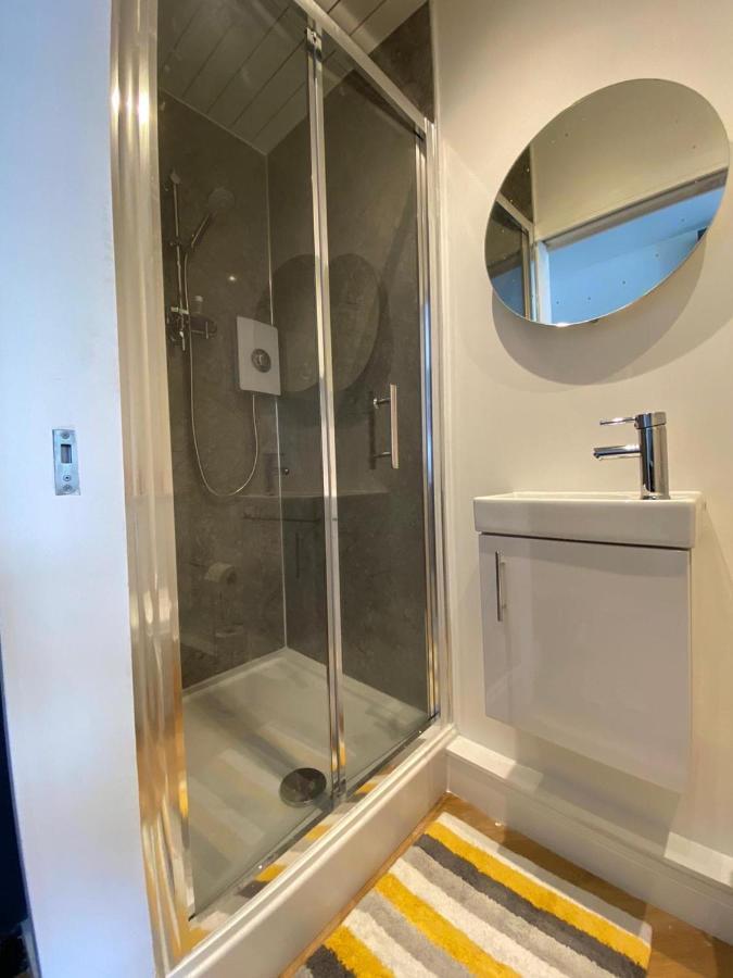 Penlea 1-Bed Flat With Harbour View In Tarbert Lejlighed Tarbert  Eksteriør billede